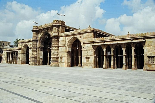 Ahmad Shah Mosque