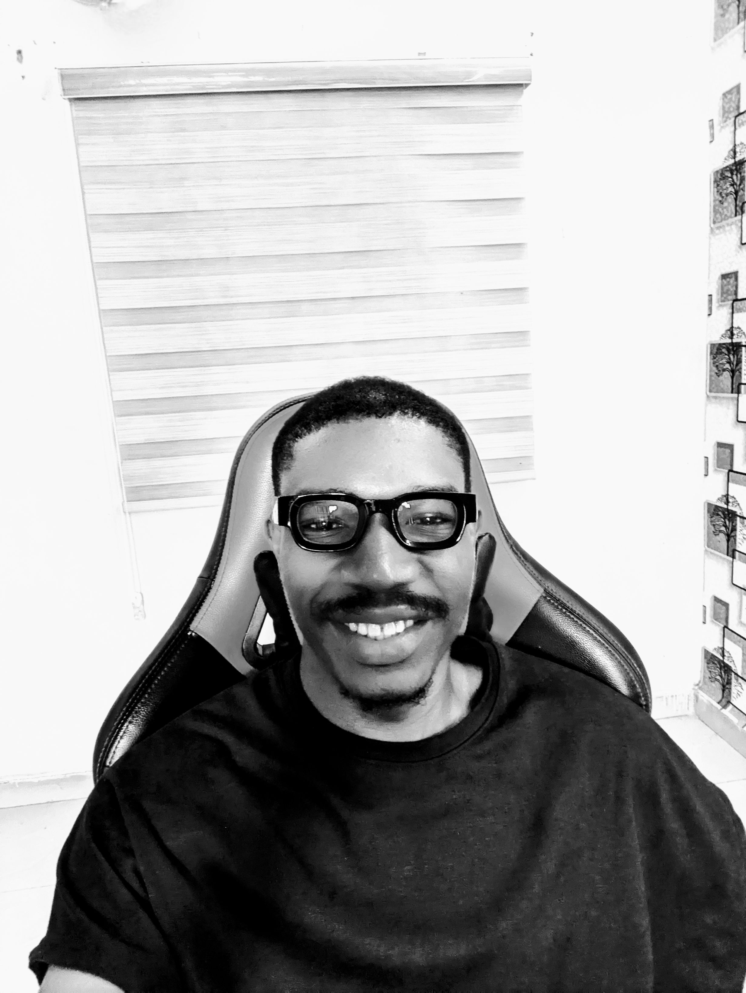 Dennis Iluma