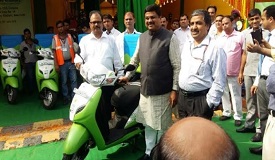 CNG–fueled two-wheelers