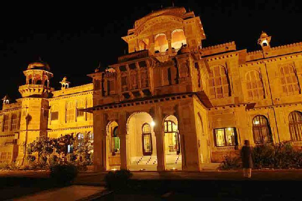 Lalgarh Palace